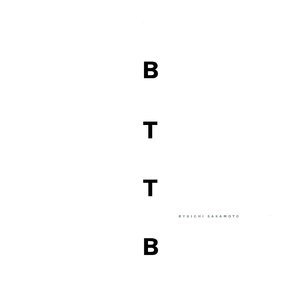 少妇看A片自慰呻吟
