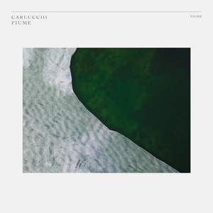 少妇看A片自慰呻吟
